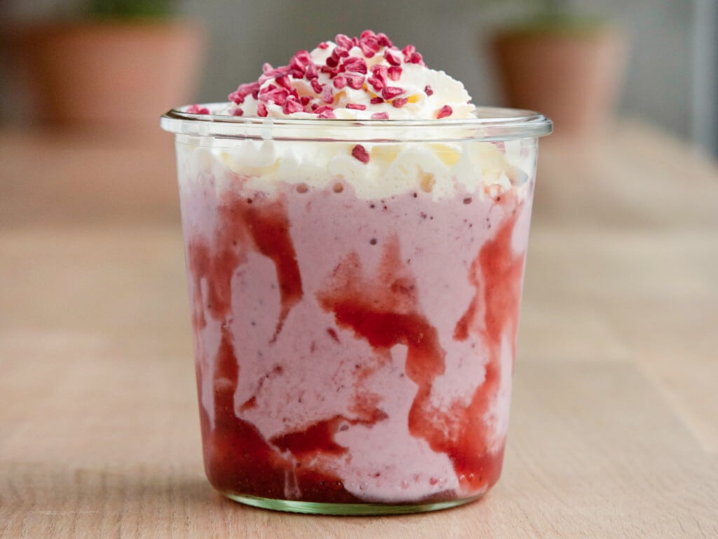 9944943_vorfor vaffel_Food_jordbaer_milkshake_4x3